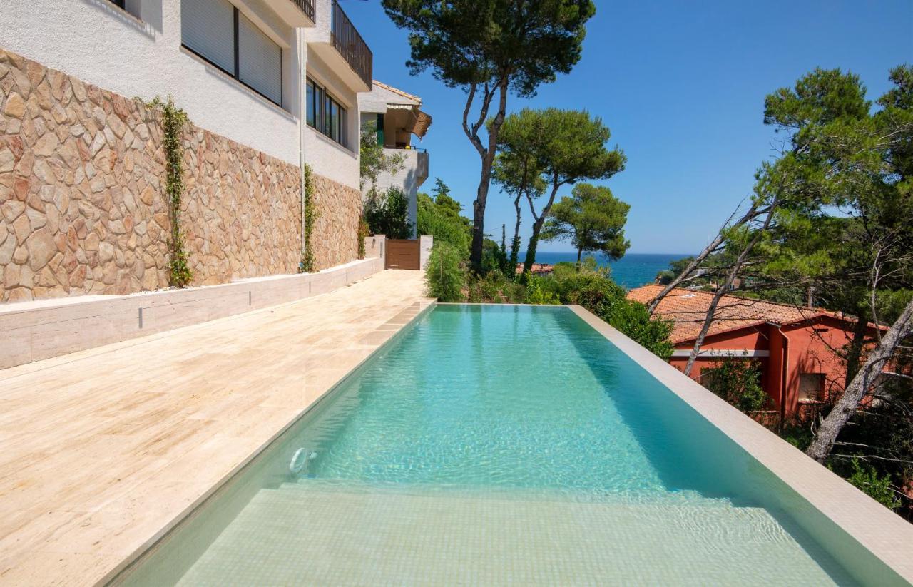 La Vie En Rouge Sa Riera Duplex, Private Parking Appartement Begur Buitenkant foto